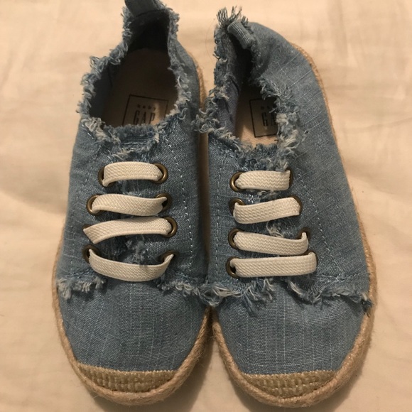 GAP Other - Gap shoes for little girls